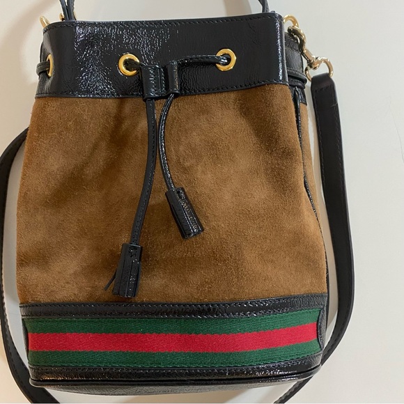 Gucci Suede Ophidia Bucket Bag With Web Detail - Picture 4 of 17